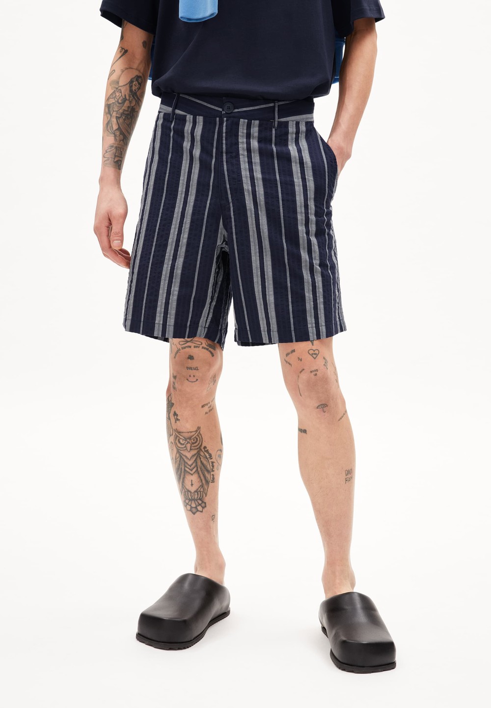 ARMEDANGELS SOJAAN SEERSUCKER Shorts Relaxed Fit made of Organic Cotton Night Sky | QXYN-79380