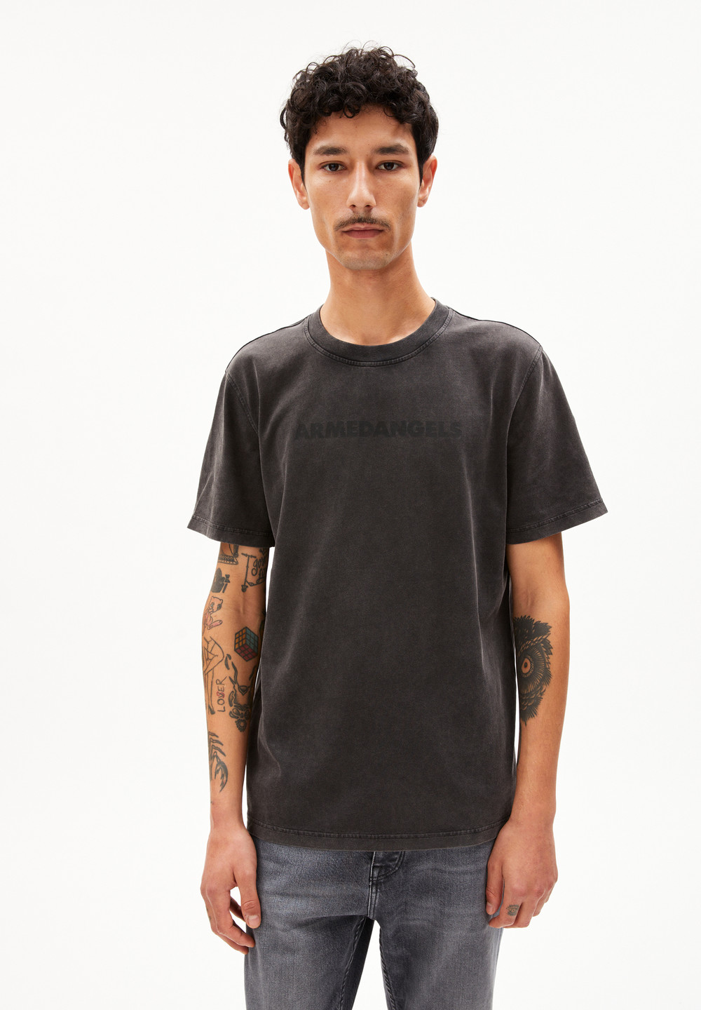 ARMEDANGELS TAALU GMT DYE Heavyweight T-Shirt Relaxed Fit made of Organic Cotton Schwarz | CLIV-17894