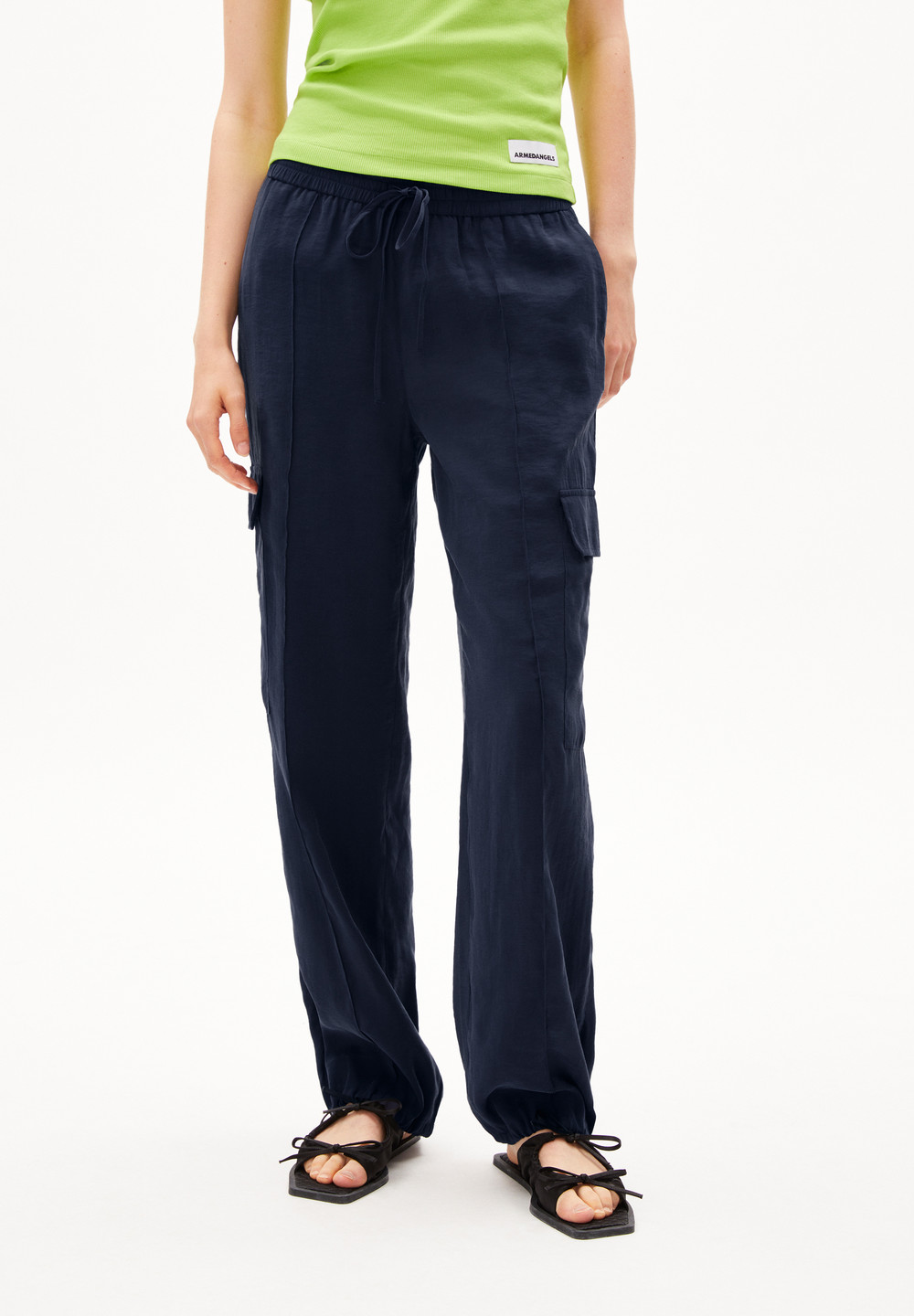 ARMEDANGELS TARAANEHAA Woven Pants made of TENCEL™ Modal Mix Night Sky | CPRS-08279