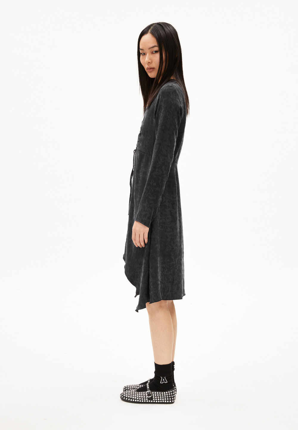 ARMEDANGELS TINRAA JACQ Woven Dress Regular Fit made of TENCEL™ Lyocell Mix Schwarz | FQPH-36142