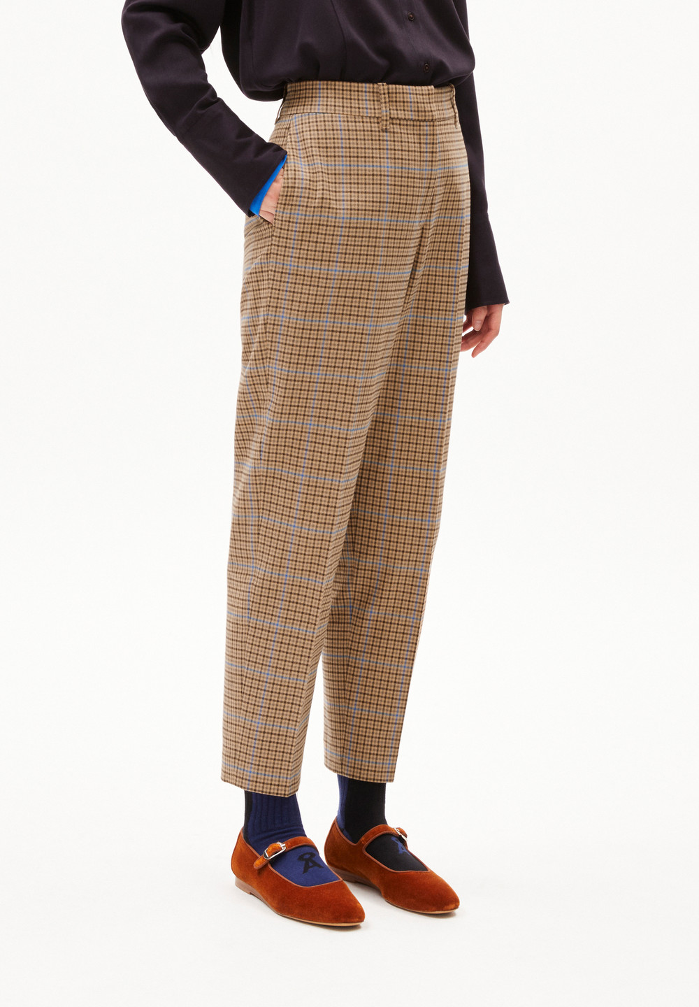 ARMEDANGELS WARMAAR PATTERN Woven Pants made of Organic Cotton Mix Dry Bark | AZEW-20315