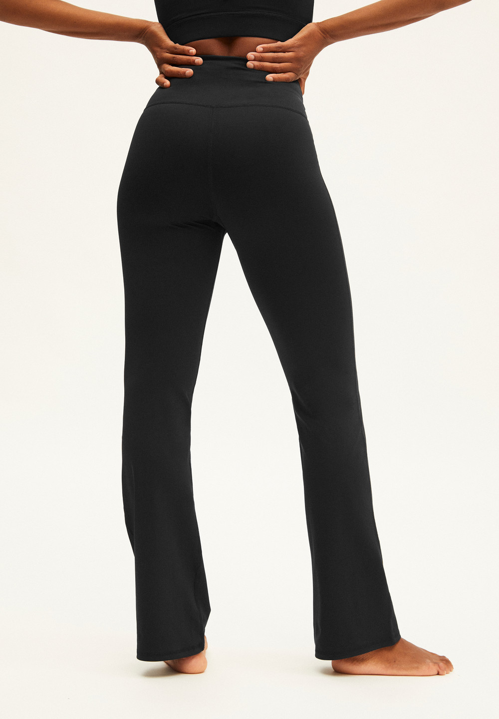 ARMEDANGELS YAJAANA Activewear Leggings made of Polyamide Mix (Recycled) Schwarz | EOUB-60829