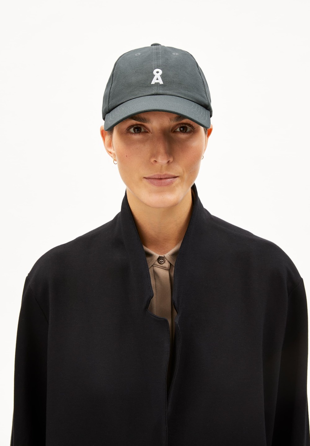 ARMEDANGELS YENAAS BOLD Cap made of Organic Cotton Space Steel | SCOP-47615