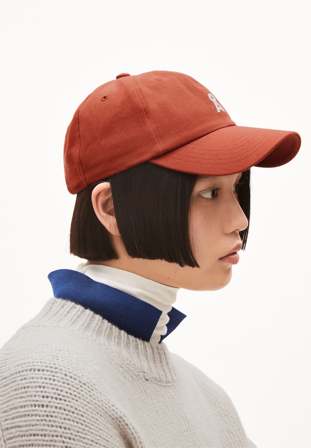 ARMEDANGELS YENAAS BOLD Cap made of Organic Cotton Dunkel | FQNT-39240