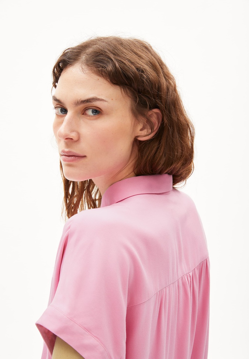 ARMEDANGELS ZONYAA Blouse Relaxed Fit made of LENZING™ ECOVERO™ Viscose Rosa | HYRC-51689